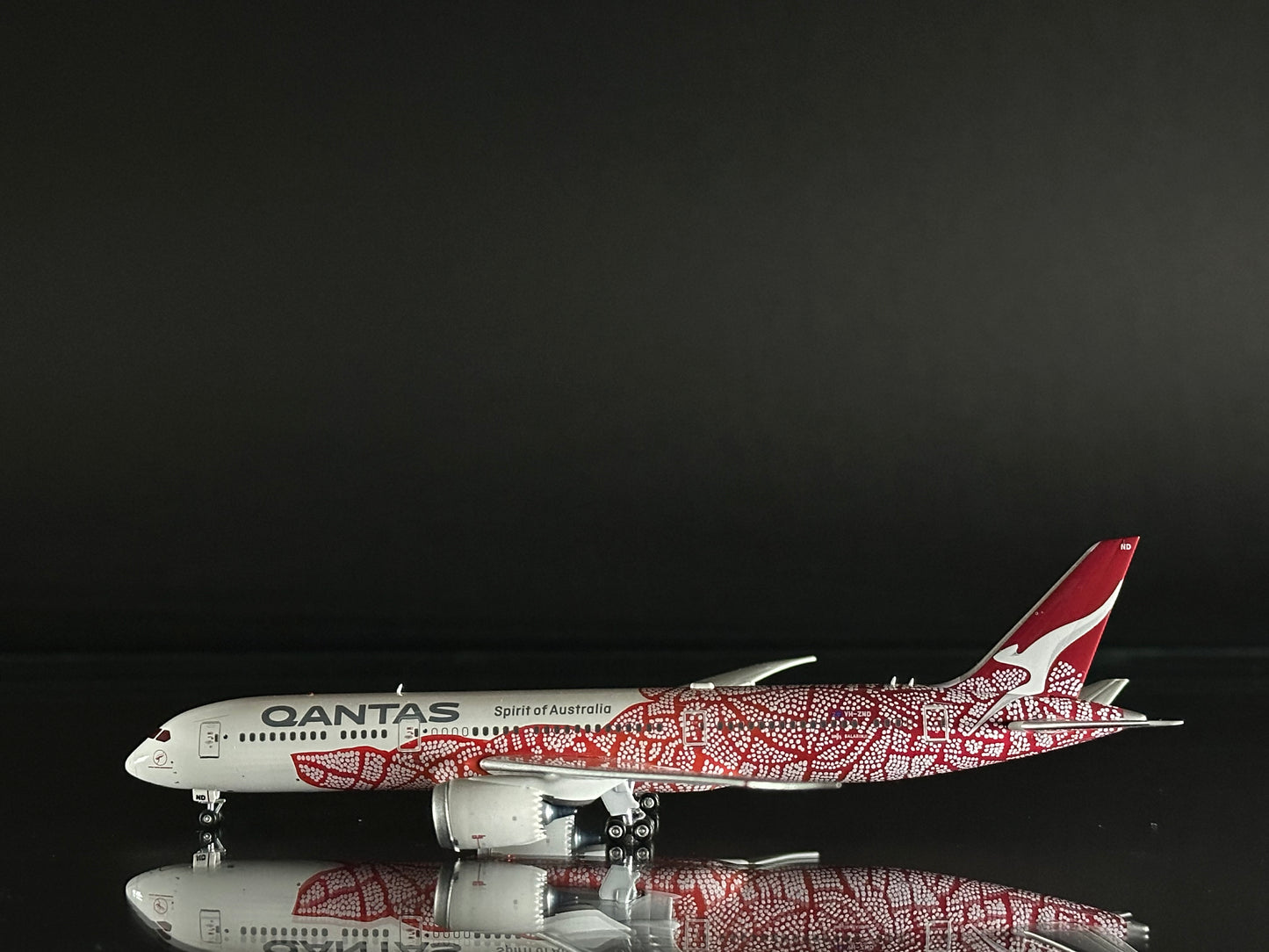 Qantas Boeing 787-9 "Yam Dreaming" Special Livery (VH-ZND)
