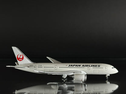 Japan Airlines Boeing 787-8 (JA848J)