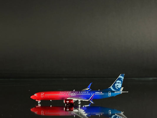 Alaska Airlines Boeing 737-900ER "More to Love" (N493AS)