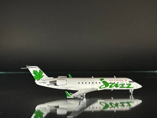1:200 NG MODELS AIR CANADA JAZZ GREEN CRJ-100ER C-FWSC