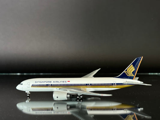 *DISCOUNTED* PHOENIX MODELS SINGAPORE BOEING 787-8 (9V-SAA)