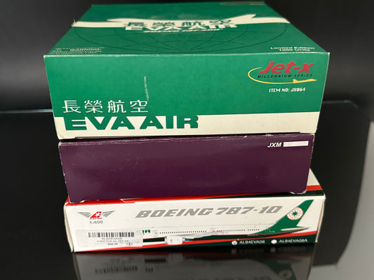 1:400 EVA Air Bundle