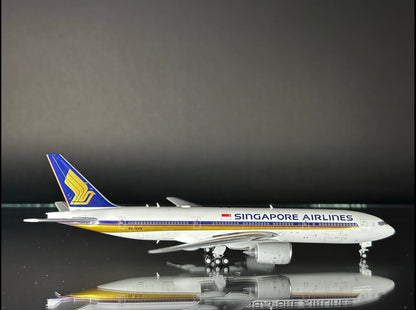 JC Wings Singapore Airlines B777-200 9V-SVN