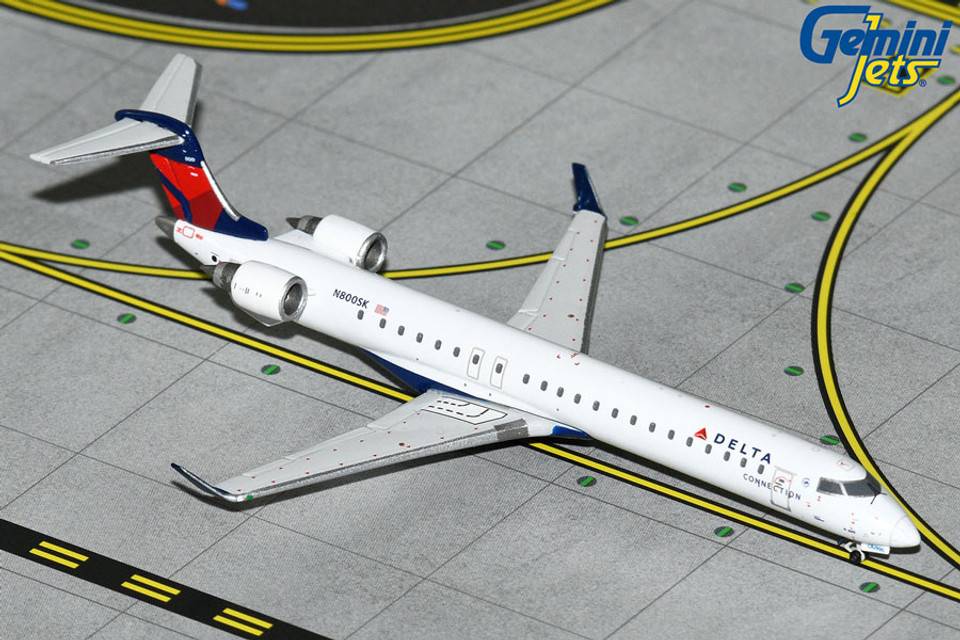 DELTA AIRLINES SKYWEST AIRLINES CRJ-900LR N800SK