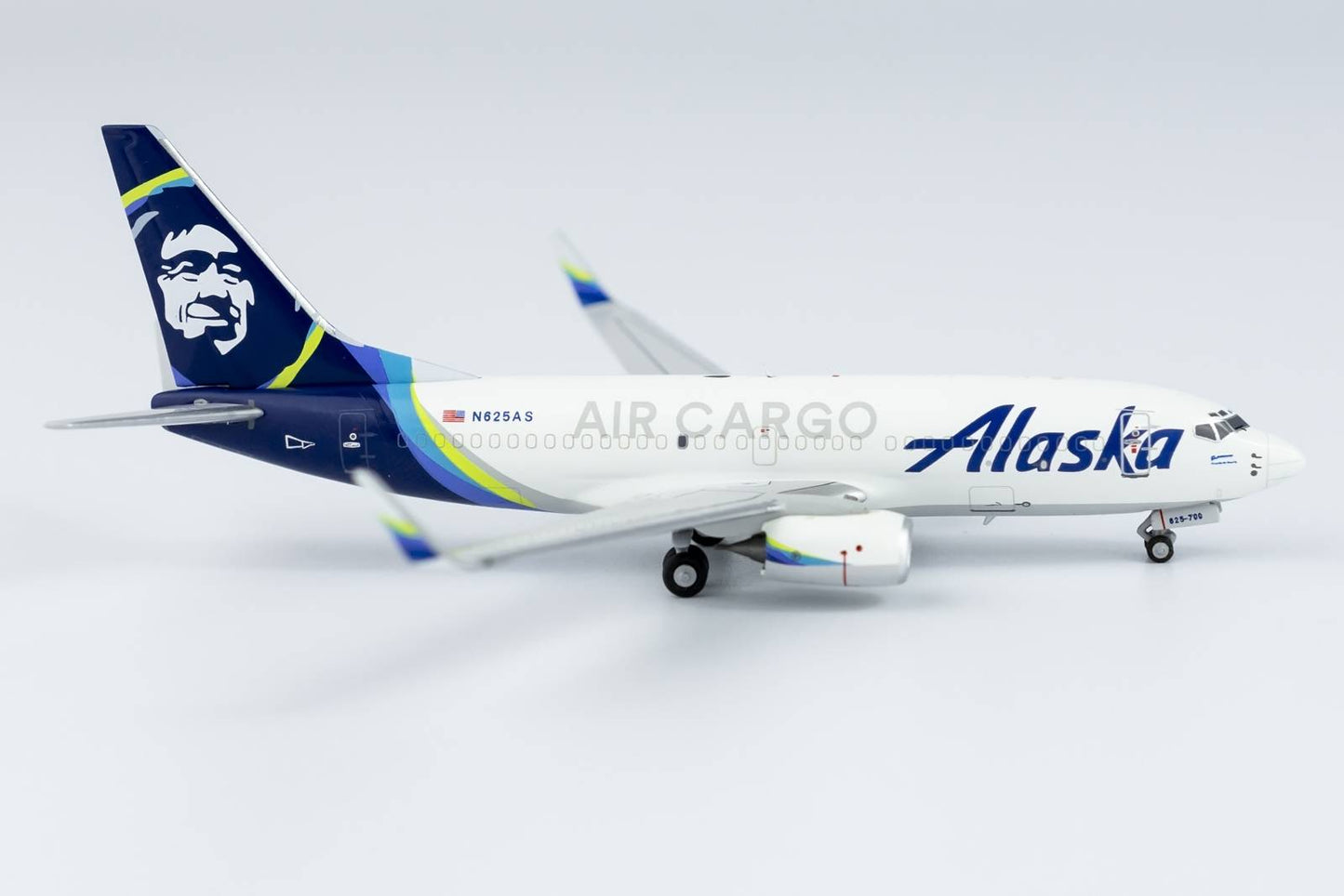 NG ALASKA CARGO B737-700BDSF N625AS